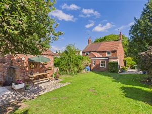 Rear elevation- click for photo gallery